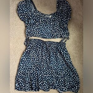Like new Roxy top and skirt set